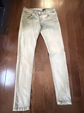VIP Women Skinny Jeans - Light Wash Blue